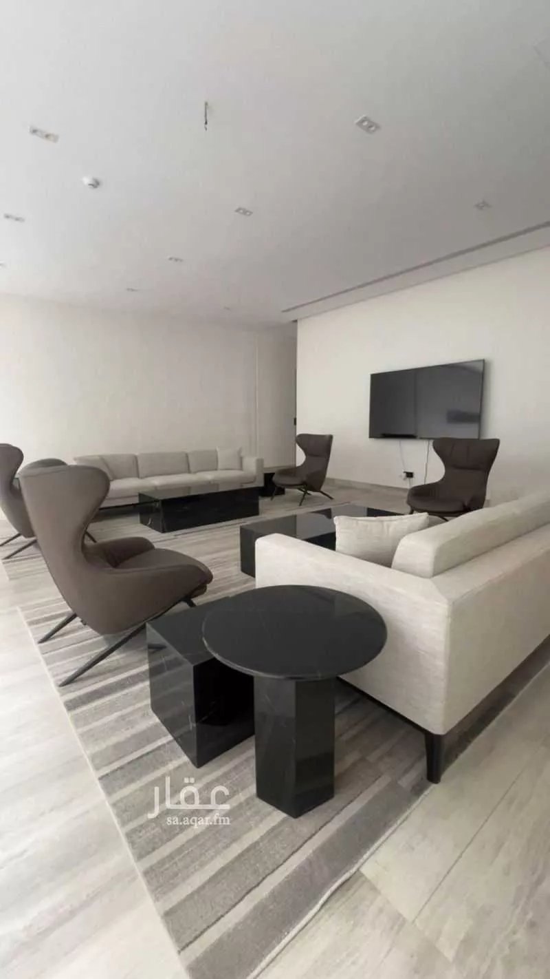 عمارة 2448 م² في العليا 3