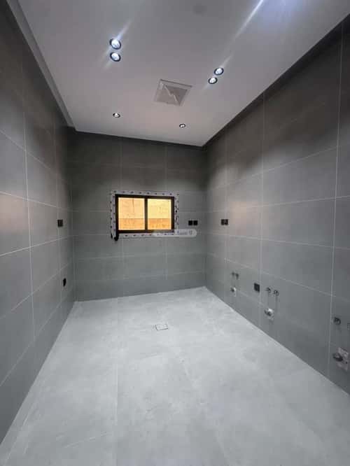 4 bedroom apartment in Al Rawdah 4
