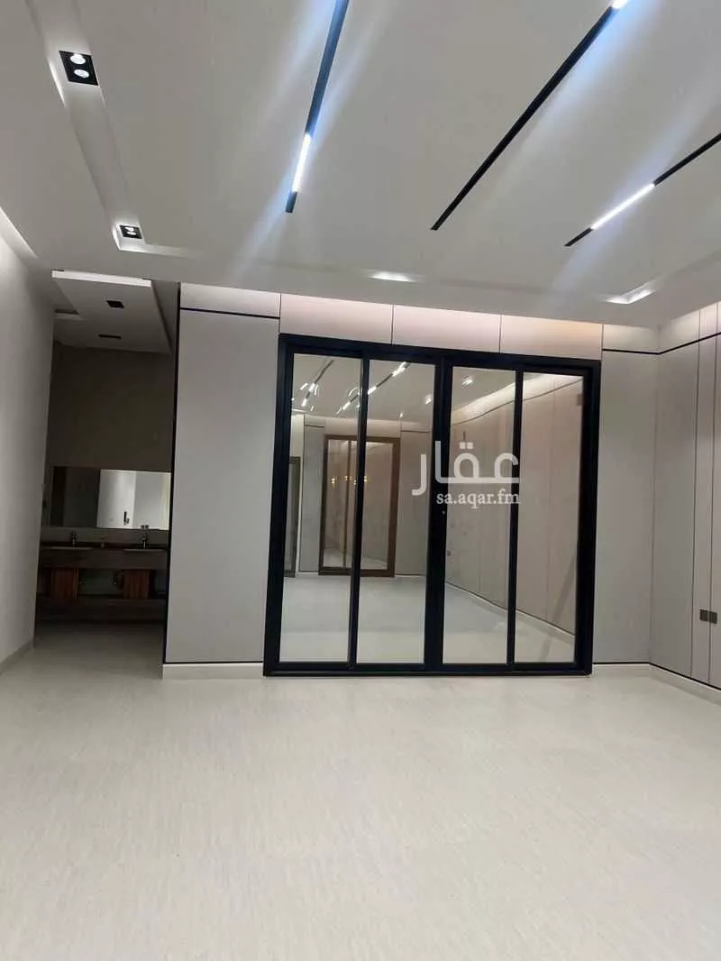 فيلا 11 غرف في الرمال 12