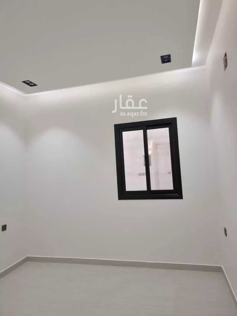 فيلا 11 غرف في الرمال 4