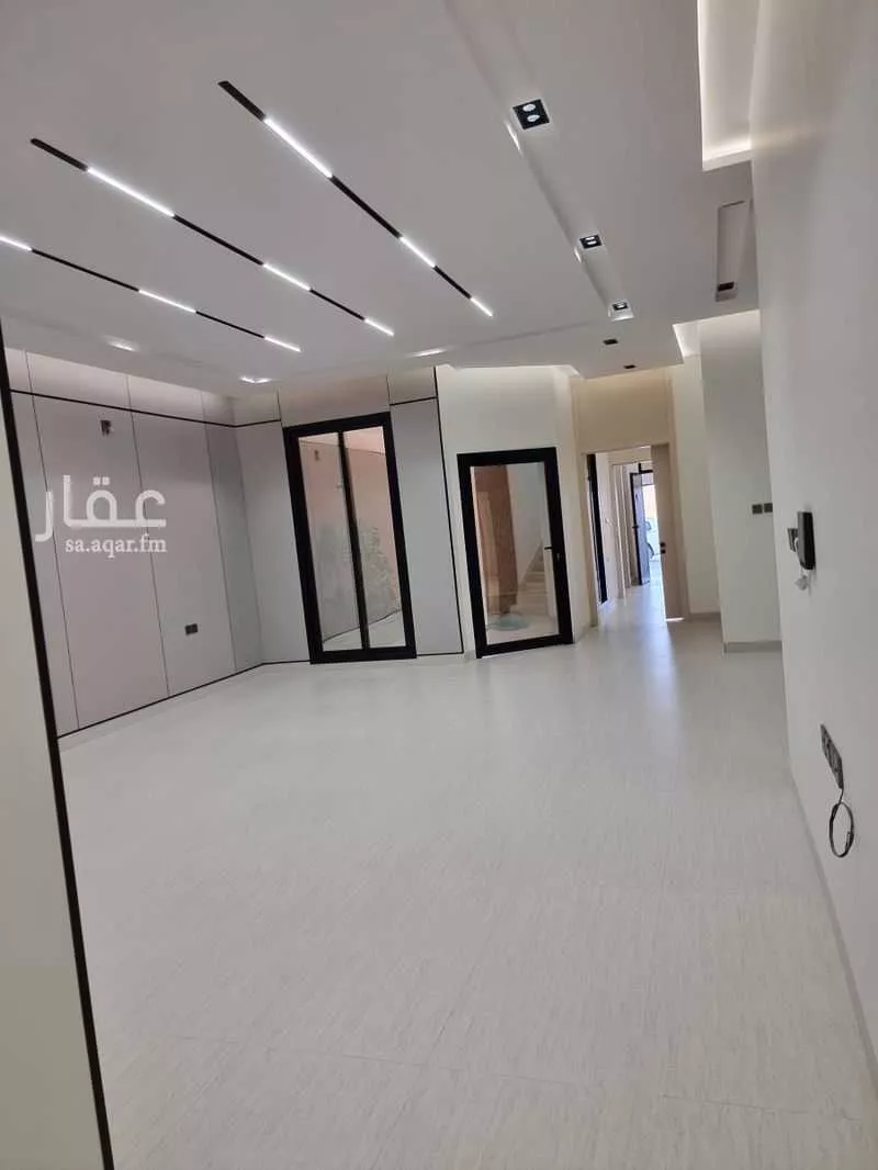 فيلا 11 غرف في الرمال 6