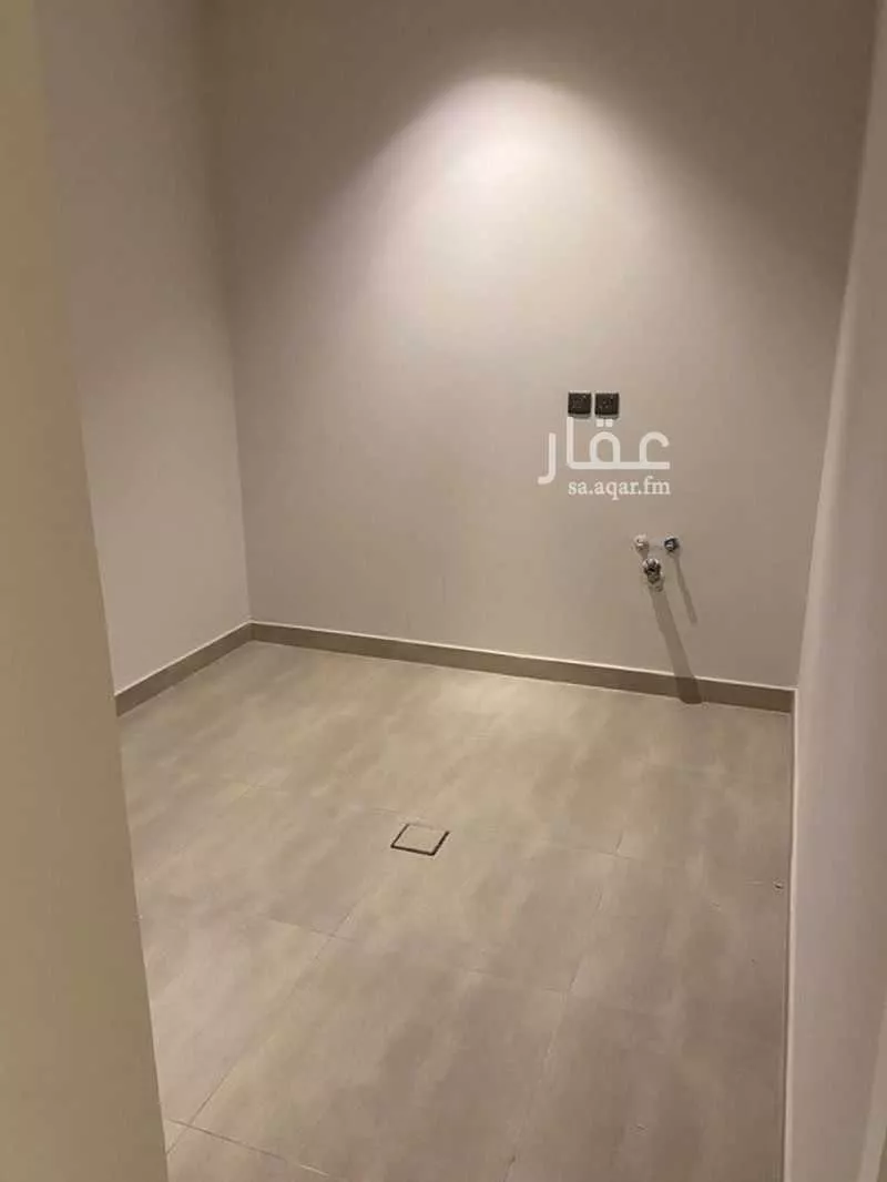 4 bedroom apartment in Al Malqa 7