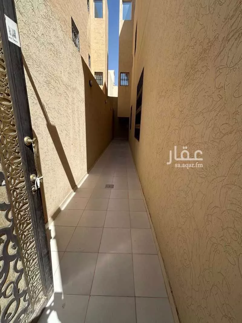 1 bedroom floor in Al Hazm 2