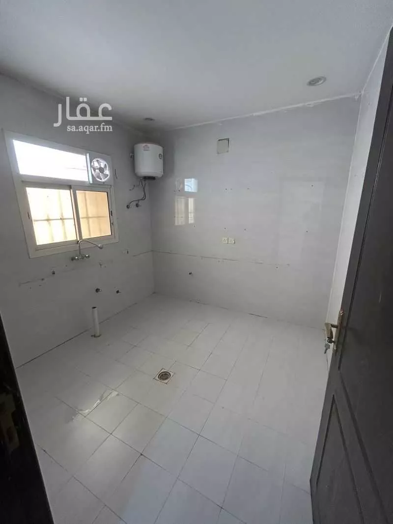 1 bedroom floor in Al Hazm 3