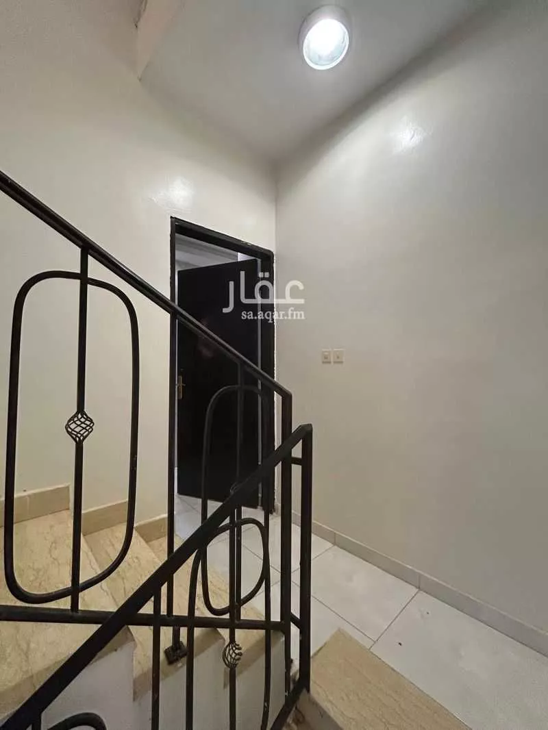 1 bedroom floor in Al Hazm 7