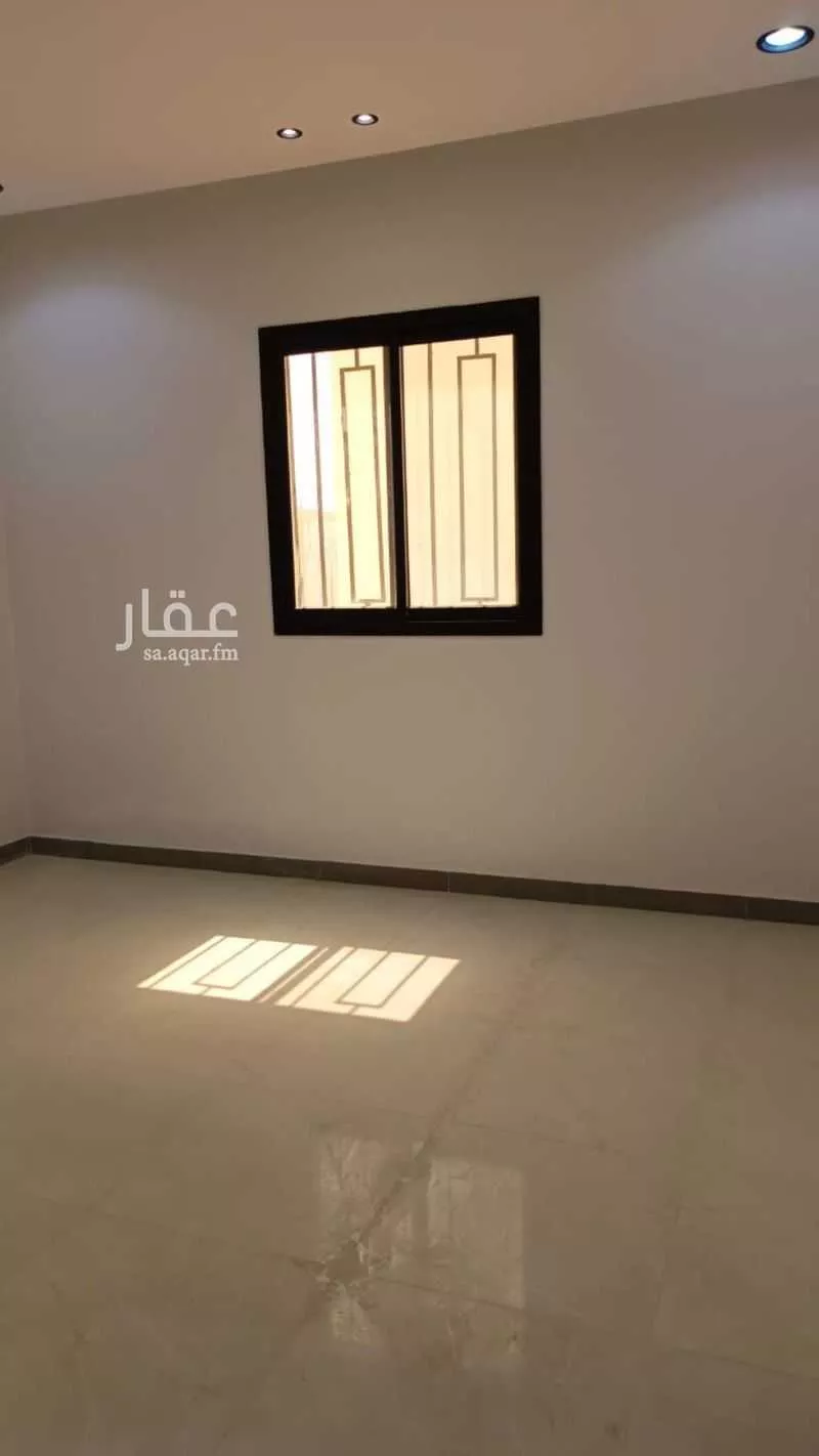 دور 5 غرف في طيبة 7