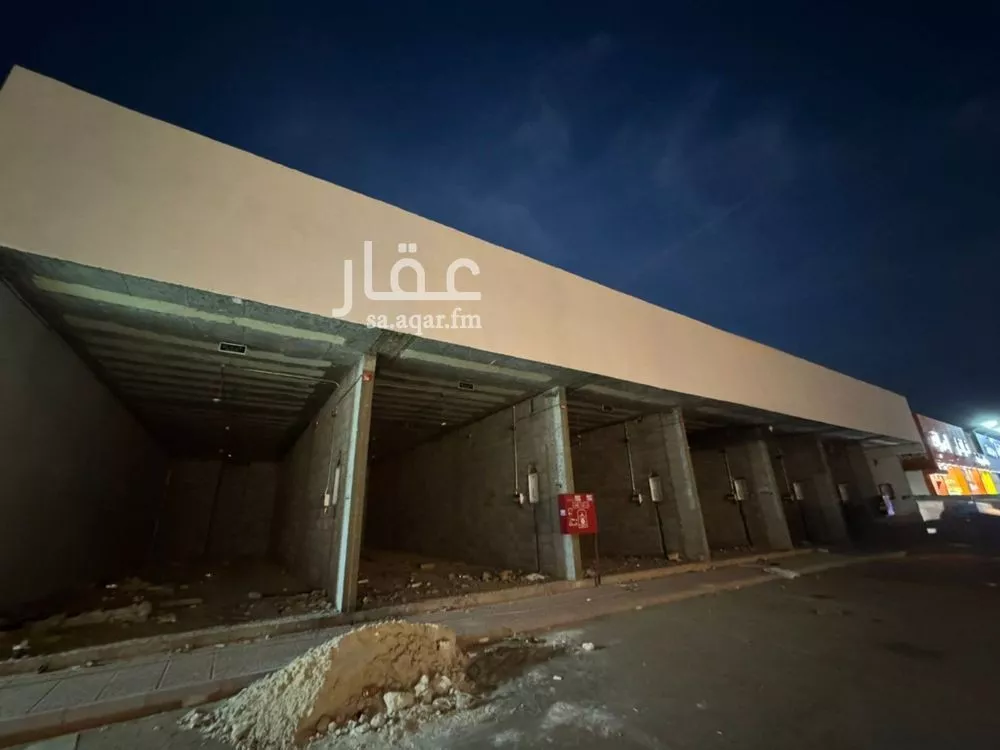 محل 1552 م² في الرمال 7