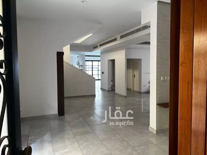 فيلا 5 غرف في الخالدية 2