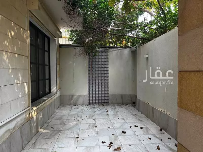 فيلا 5 غرف في الخالدية 6