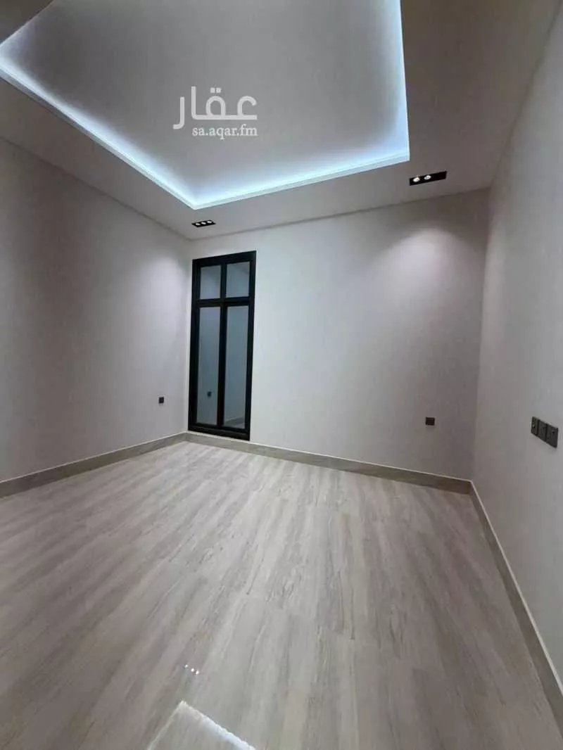 فيلا 5 غرف في الرمال 12