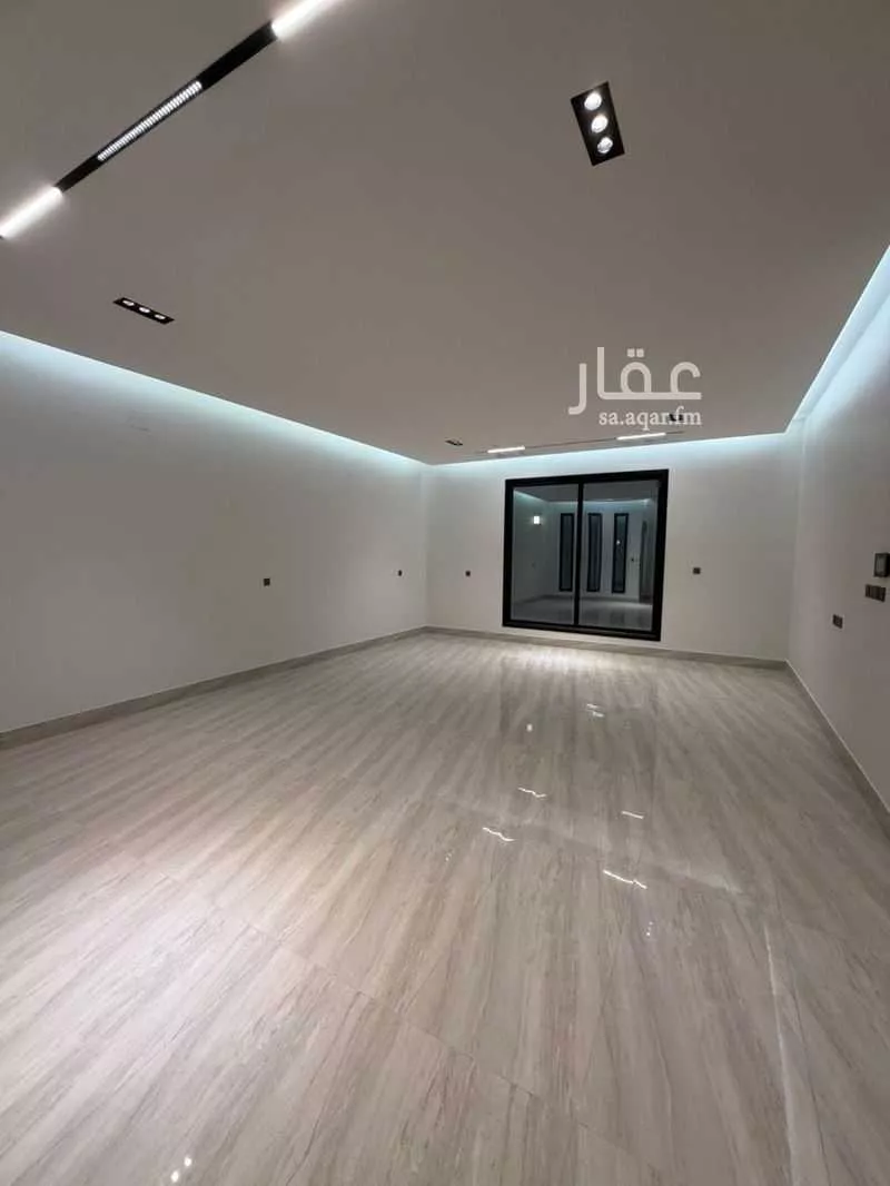 فيلا 5 غرف في الرمال 15