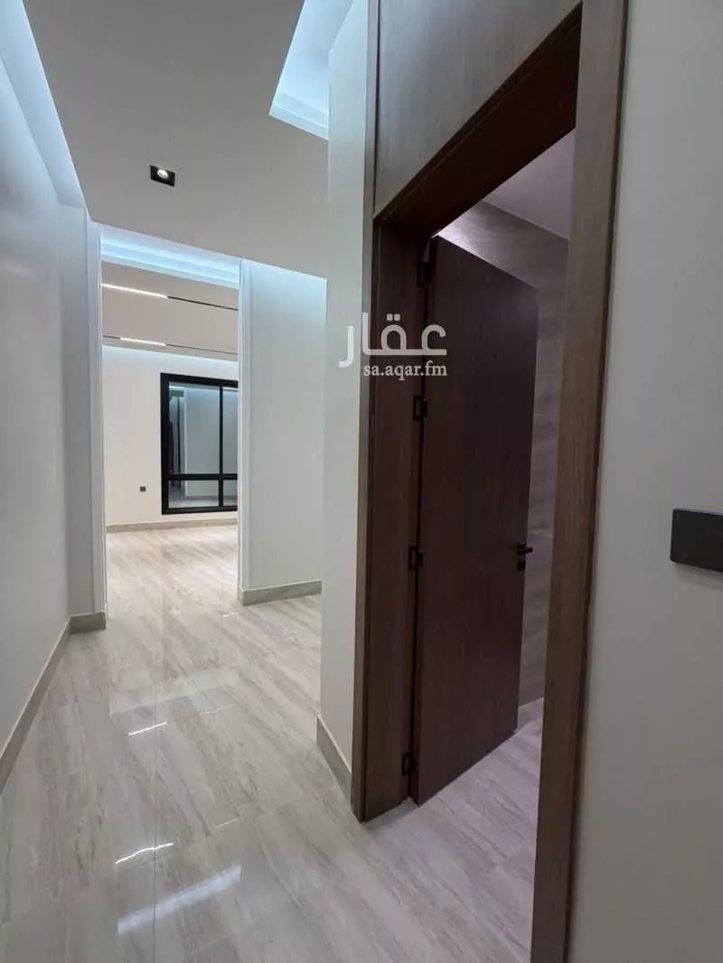 فيلا 5 غرف في الرمال 4
