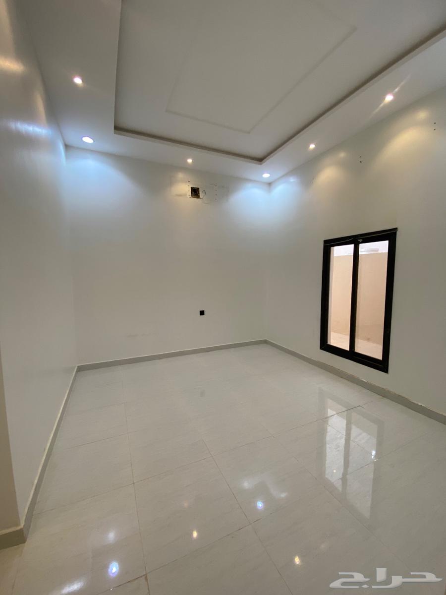 2 bedroom apartment in Al Janadriyah 8