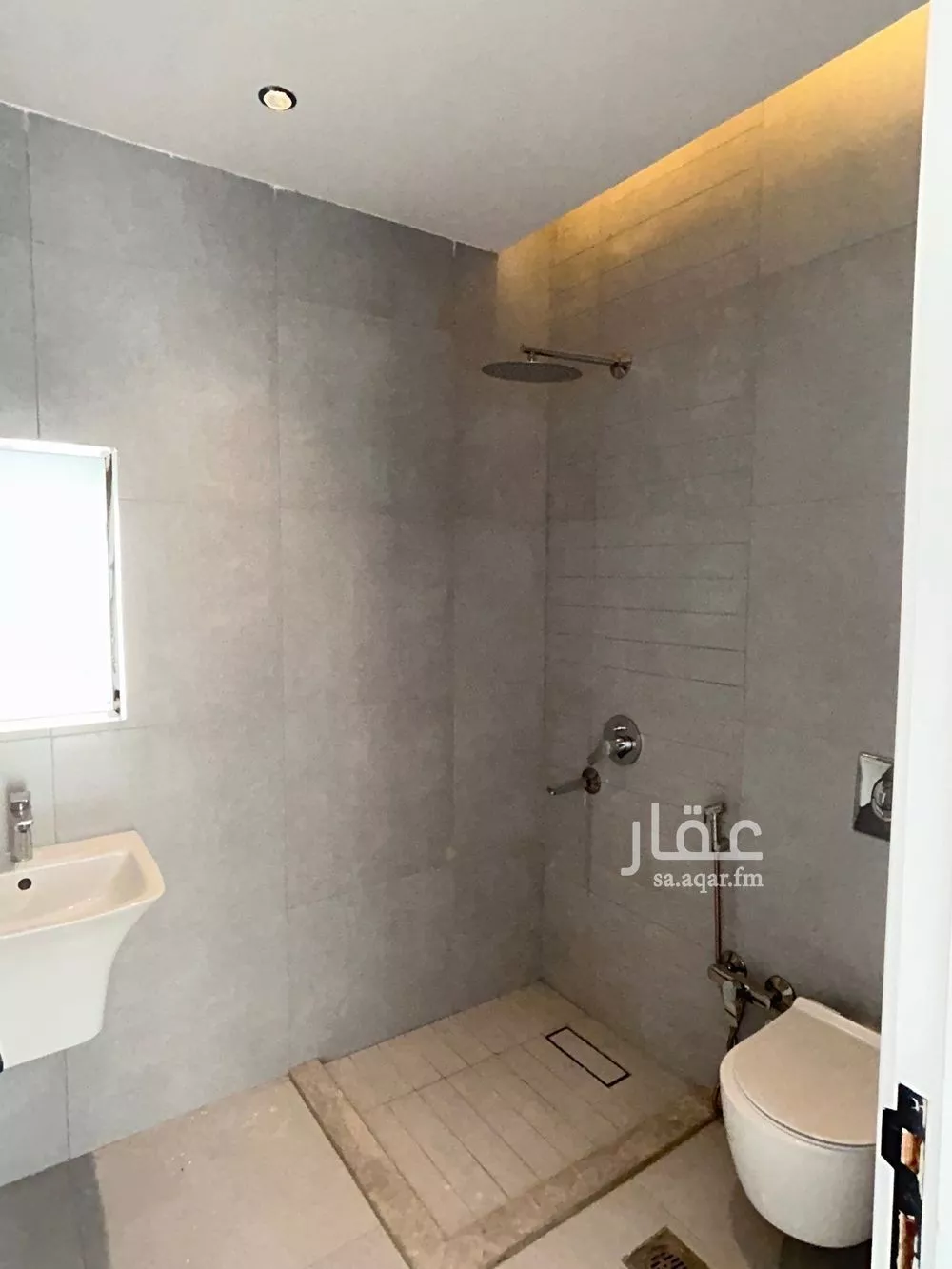 3 bedroom apartment in Al Rabie 13