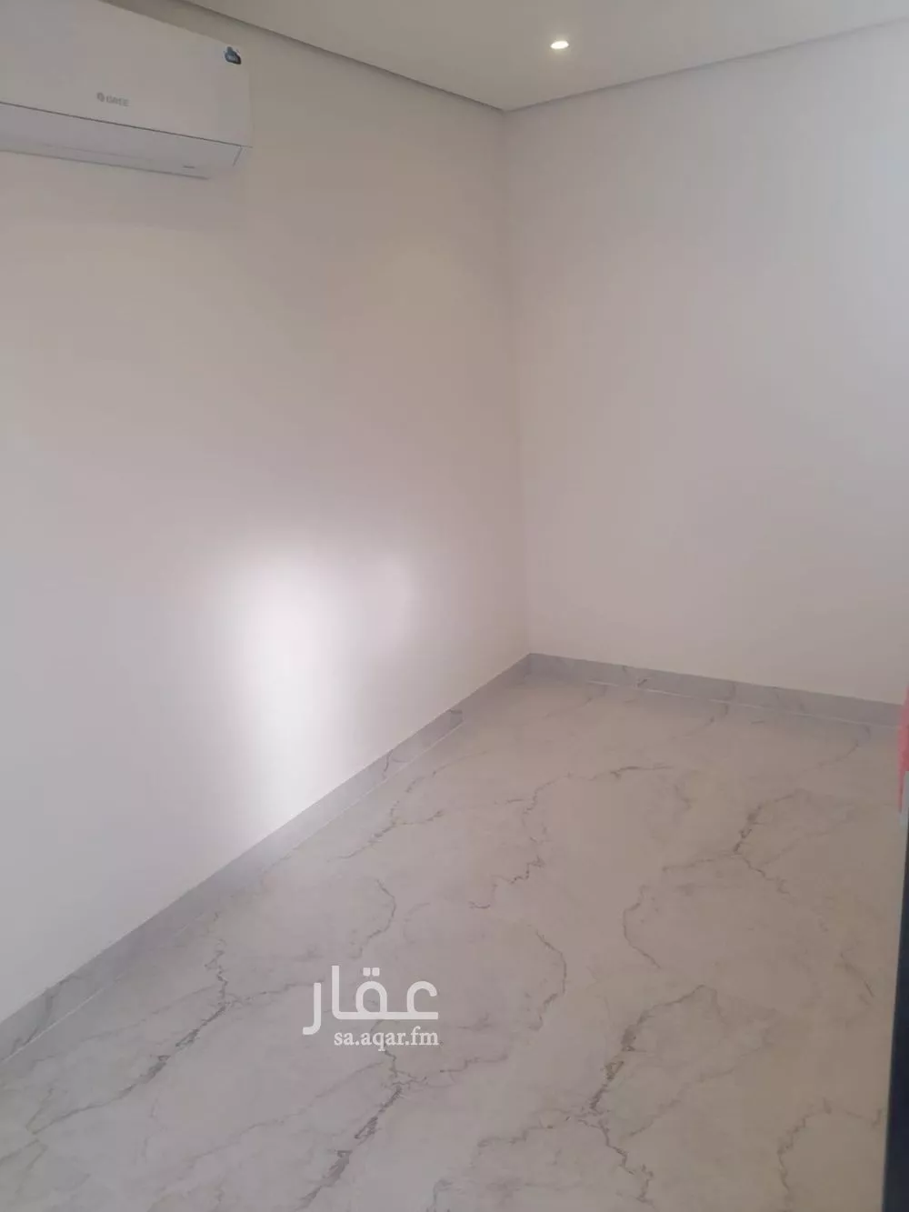 4 bedroom floor in Al Nakheel 9