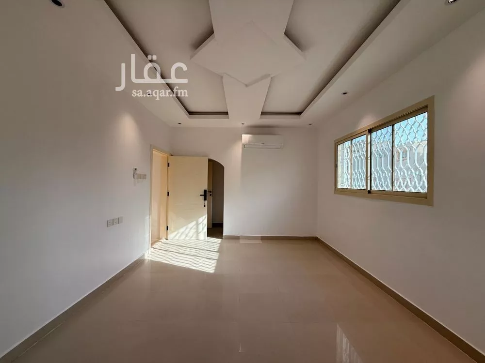 دور 4 غرف في الملك فهد 4
