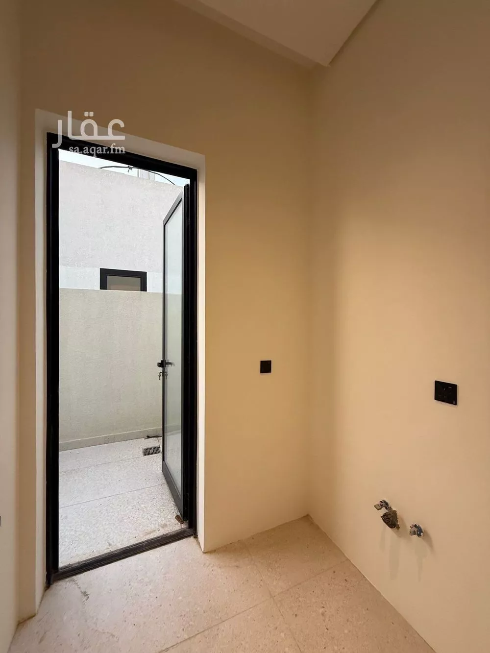3 bedroom floor in Al Maseef 13