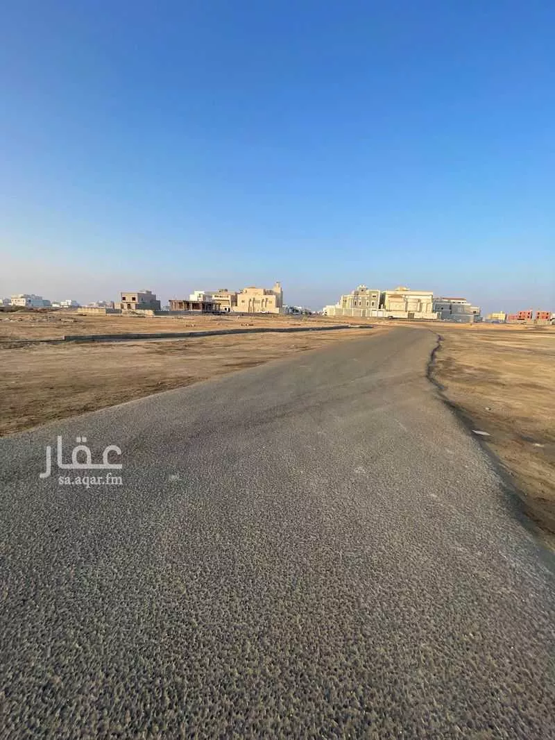 أرض 2804 م² في الزمرد 14