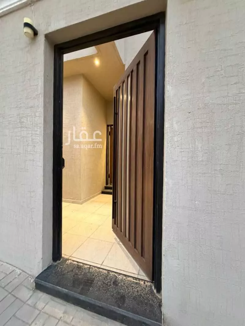 3 bedroom floor in Jarir 12