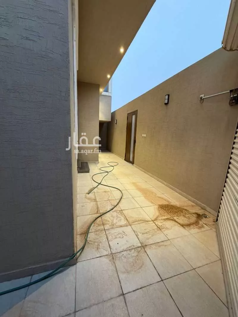 3 bedroom floor in Jarir 14