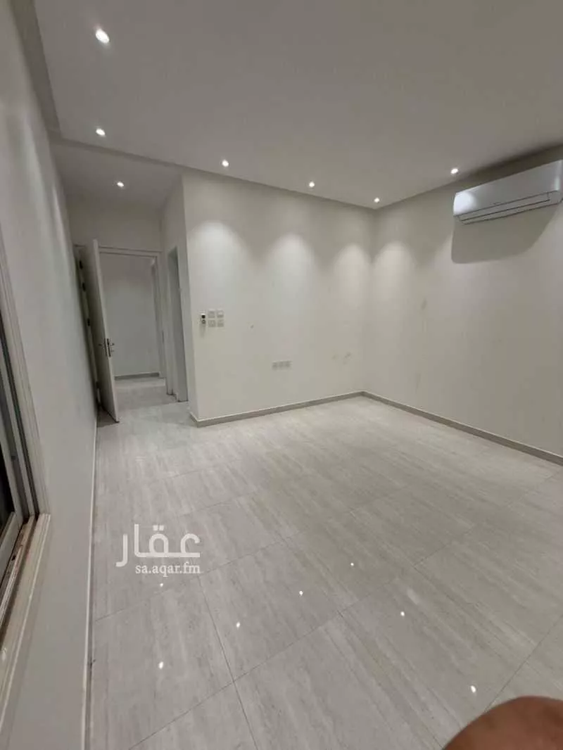 3 bedroom floor in Jarir 6
