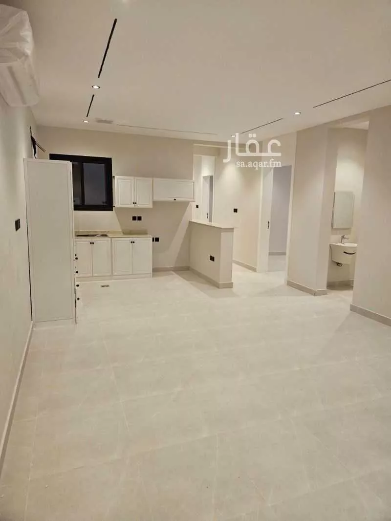5 bedroom floor in Al Rawdah 4