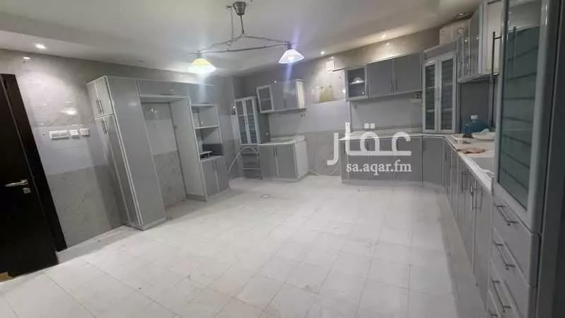 5 bedroom floor in Al Shuhada 8