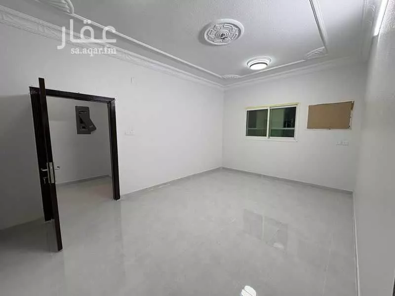 5 bedroom floor in Al Aziziyah 2