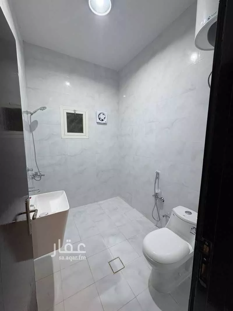 5 bedroom floor in Al Aziziyah 13