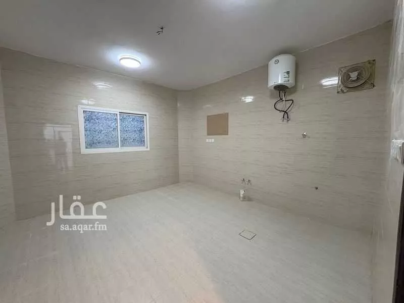 5 bedroom floor in Al Aziziyah 7