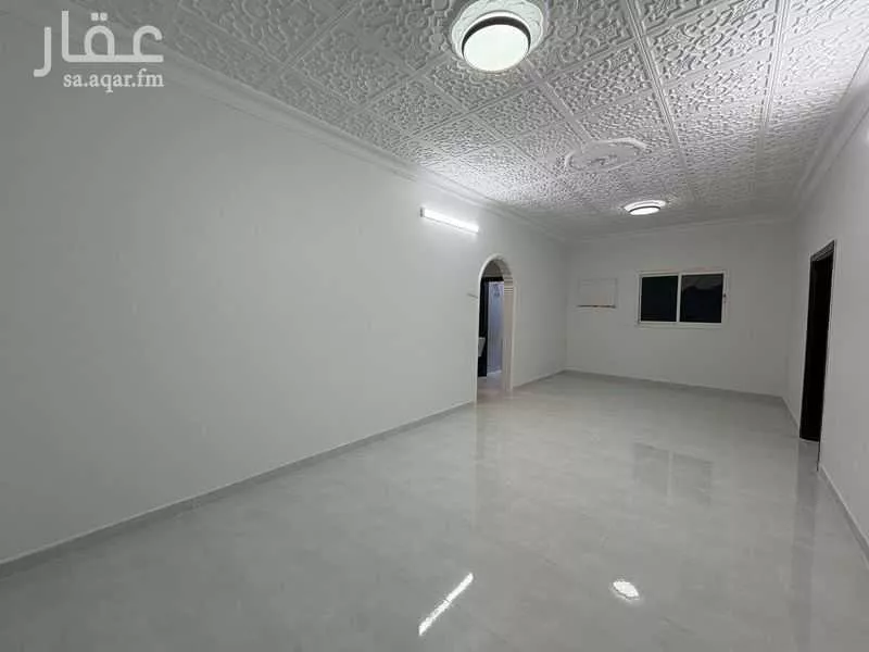 5 bedroom floor in Al Aziziyah 9