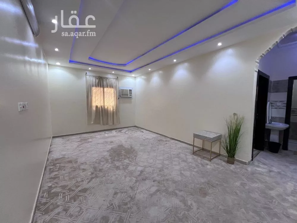 3 bedroom apartment in Al Maizilah 7