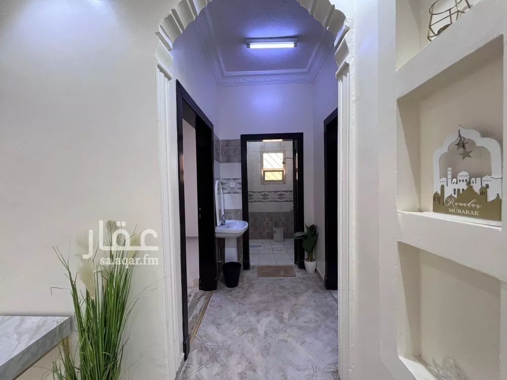 3 bedroom apartment in Al Maizilah 9