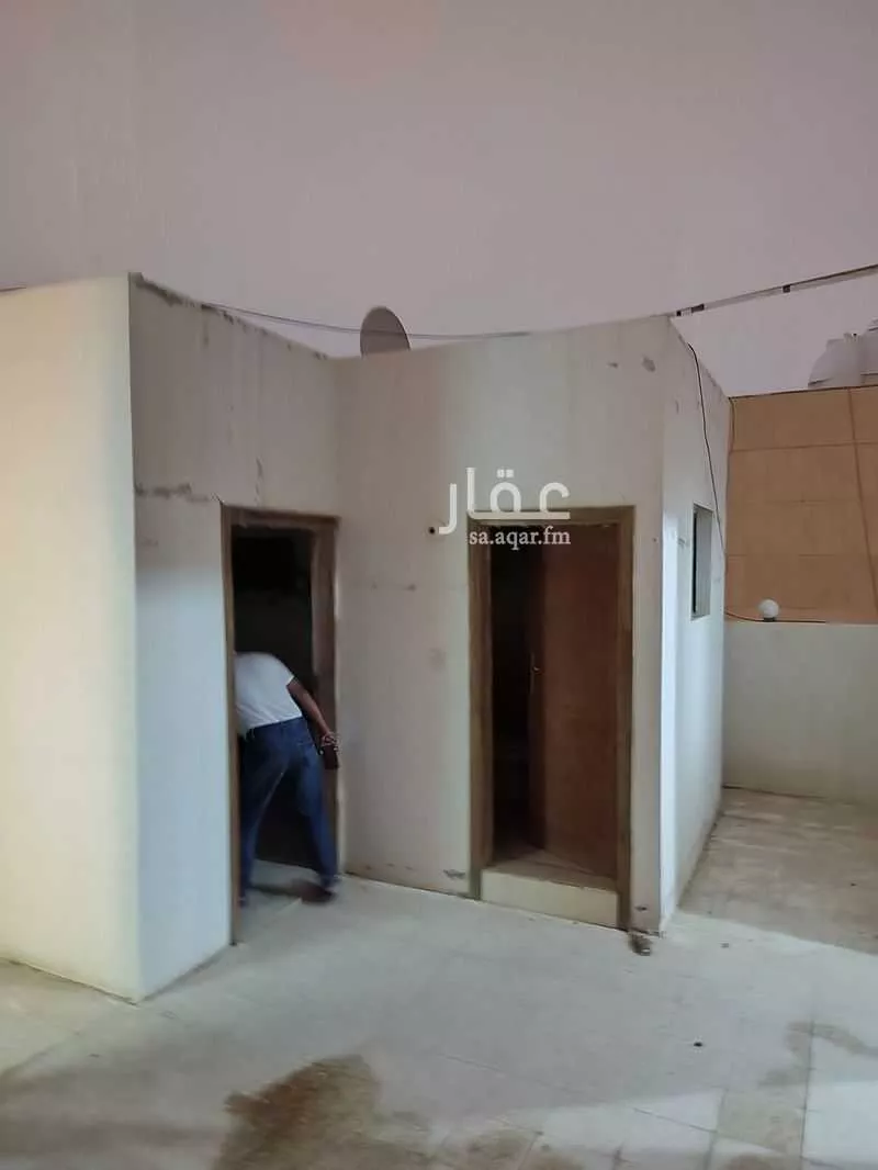 دور 4 غرف في الورود 13