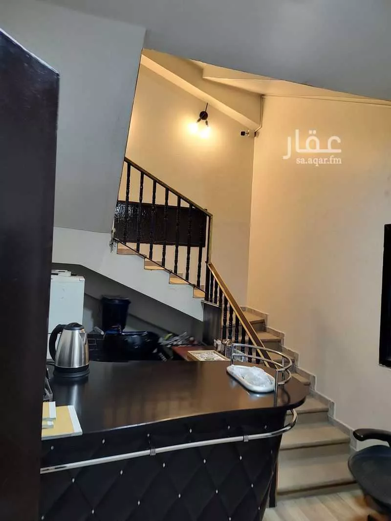 دور 4 غرف في الورود 5