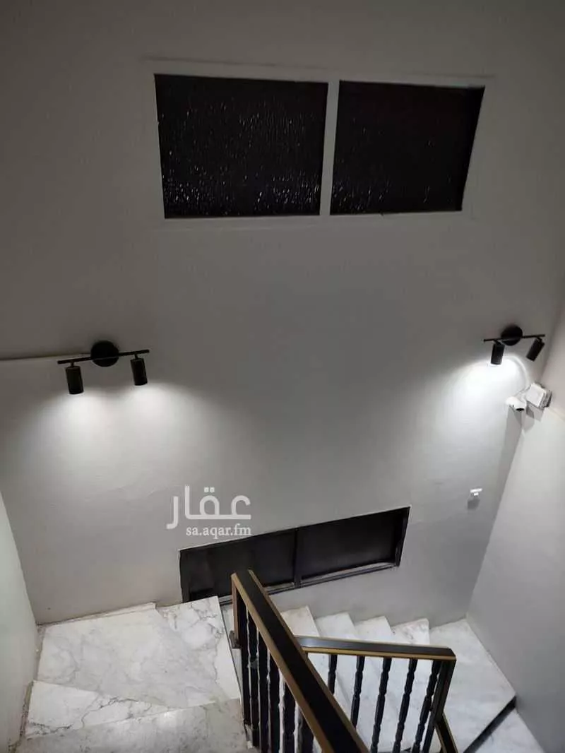 دور 4 غرف في الورود 9
