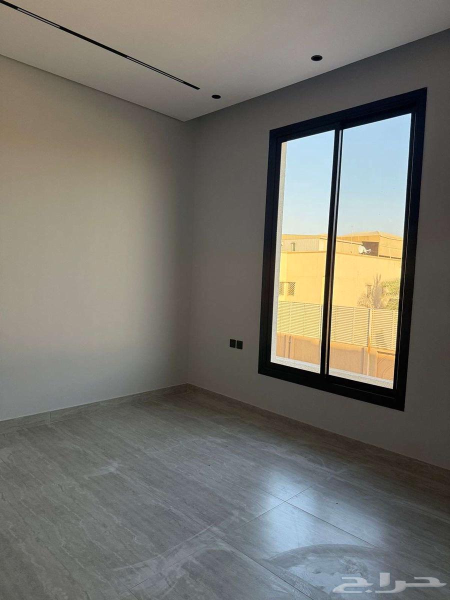 4 bedroom apartment in Al Khaleej 10