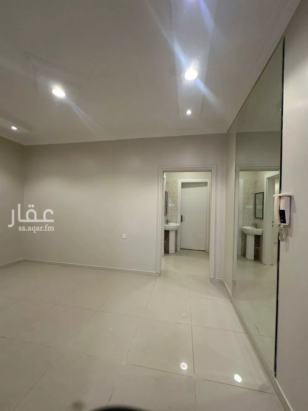 فيلا 3 غرف في النرجس 6