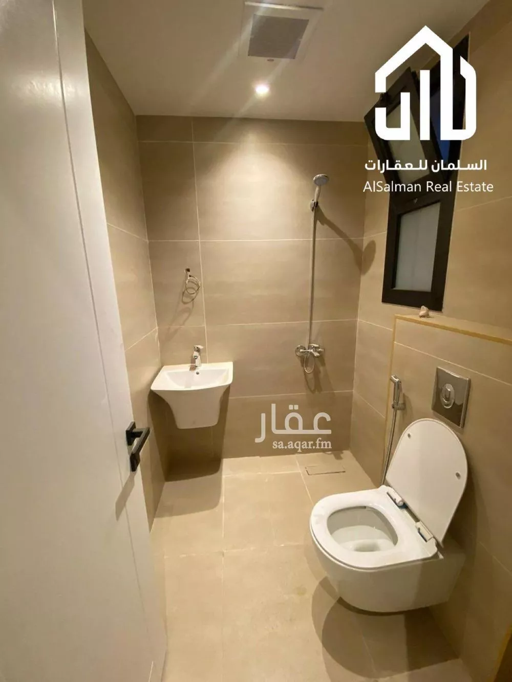 شقة 4 غرف في العارض 22