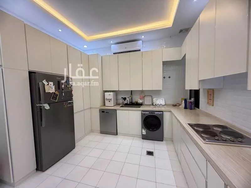 4 bedroom apartment in Al Rahmaniyyah 8