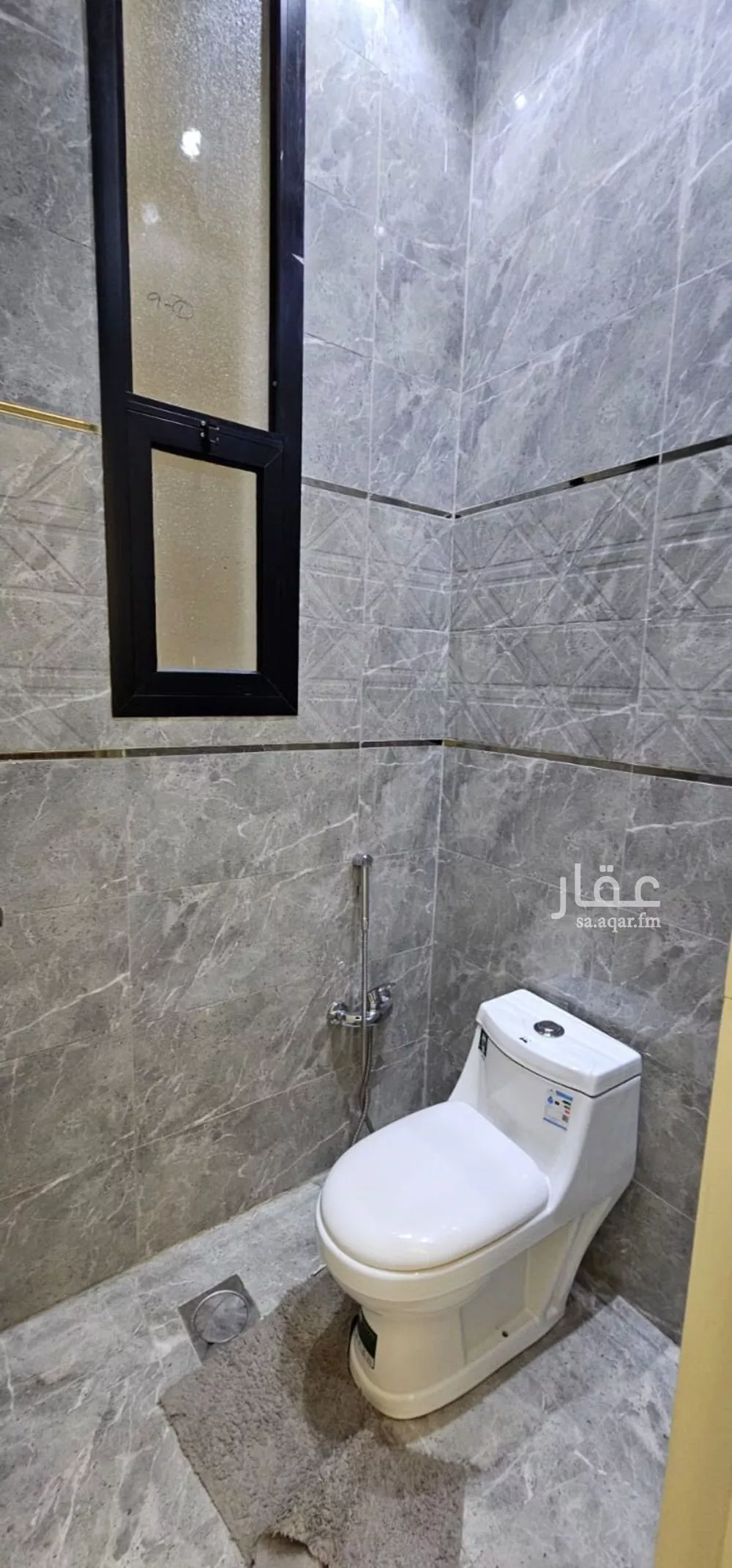 دور 4 غرف في المونسية 11