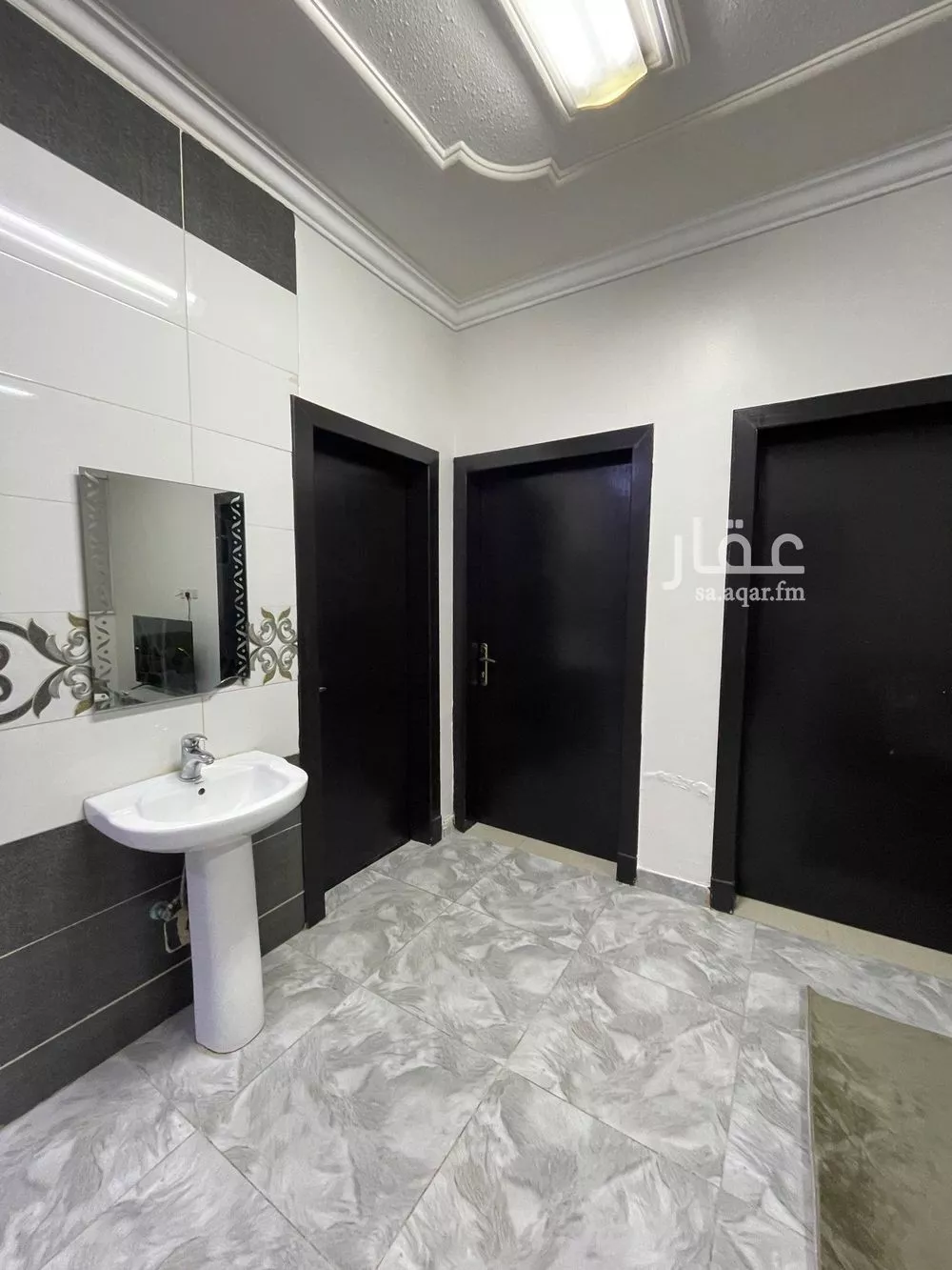 2 bedroom apartment in Al Yarmouk 6