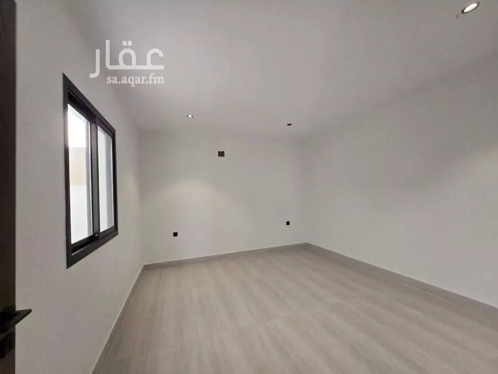 فيلا 7 غرف في الحزم 17