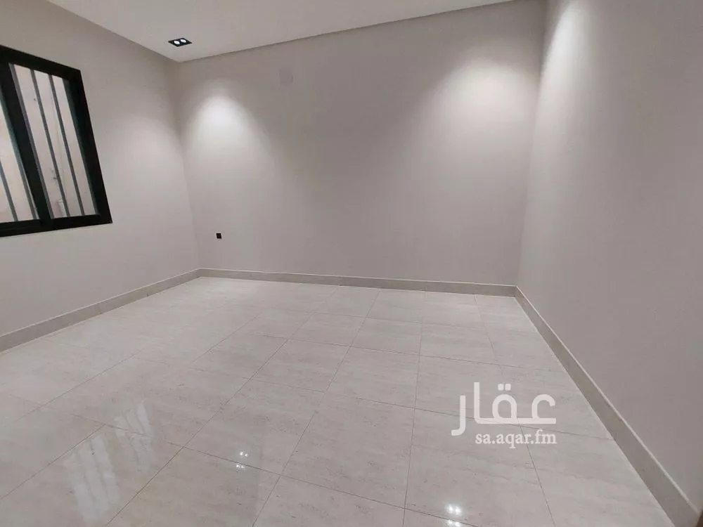 فيلا 5 غرف في العريجاء الغربية 6