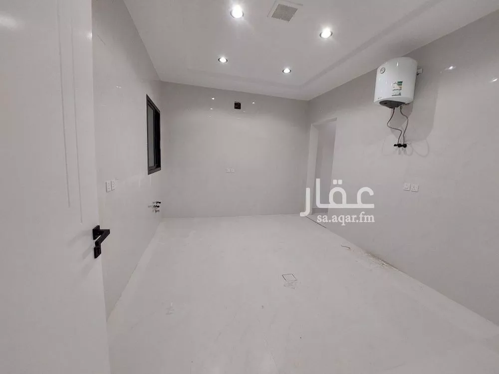 فيلا 5 غرف في العريجاء الغربية 14