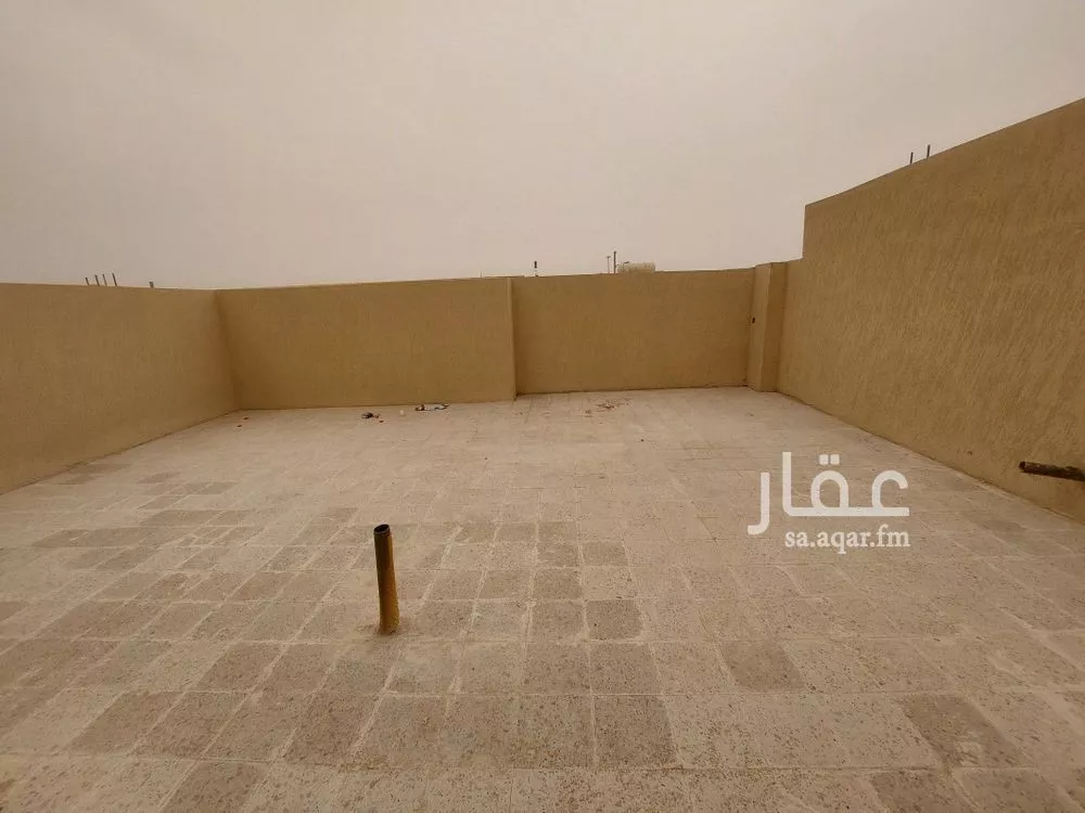 فيلا 5 غرف في العريجاء الغربية 5