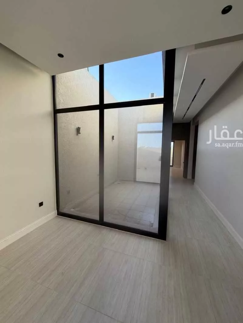 5 bedroom floor in Al Aridh 18
