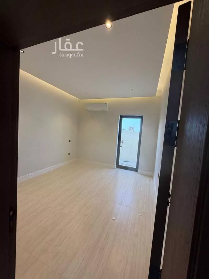 5 bedroom floor in Al Aridh 22