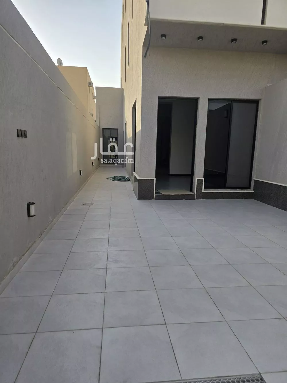 فيلا 3 غرف في الجنادرية 5