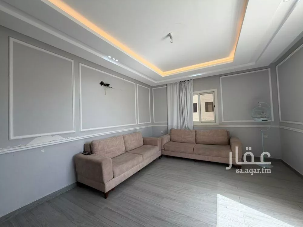 شقة 7 غرف في الريان 16
